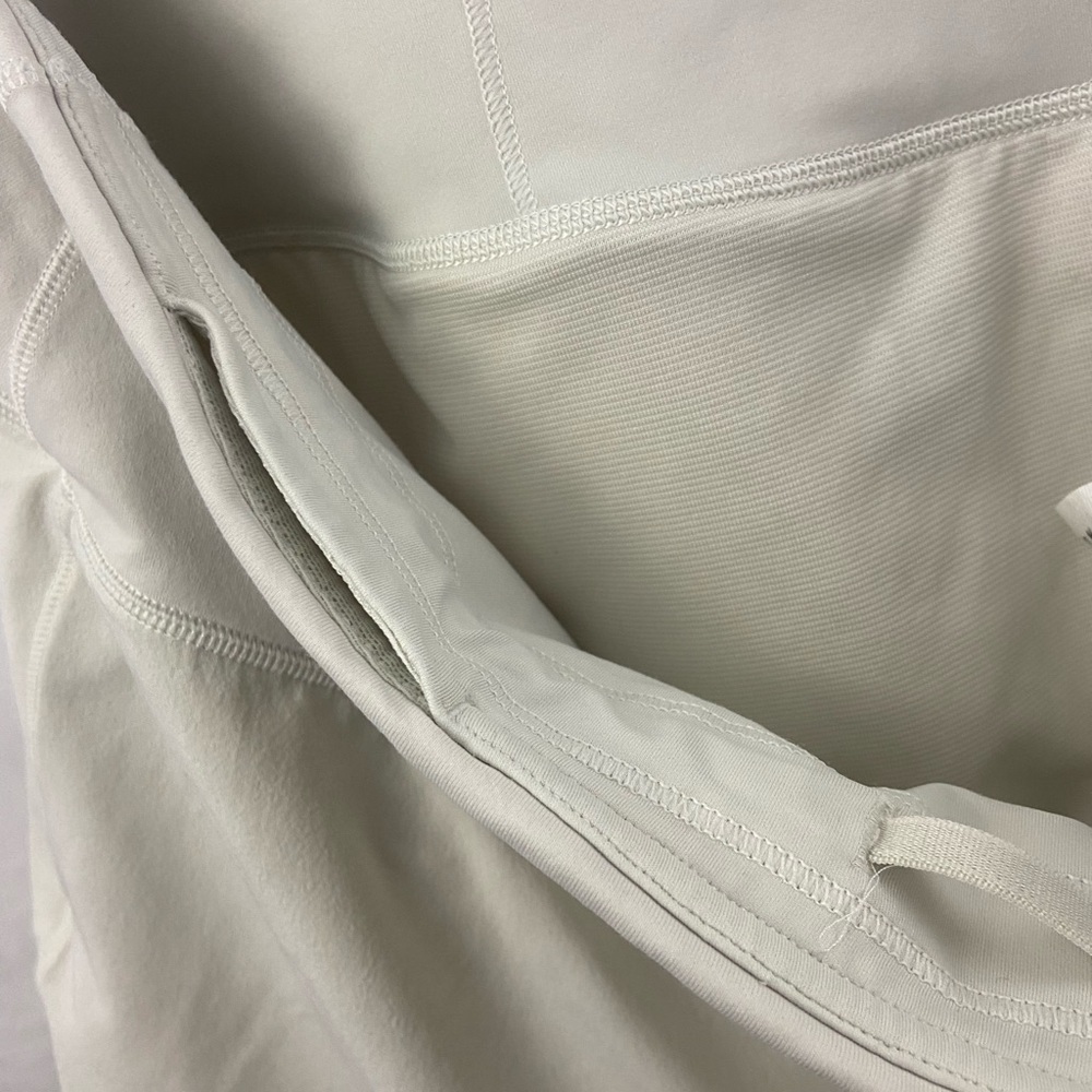 Lululemon White Tennis Shorts Size 10 - Picture 8 of 12